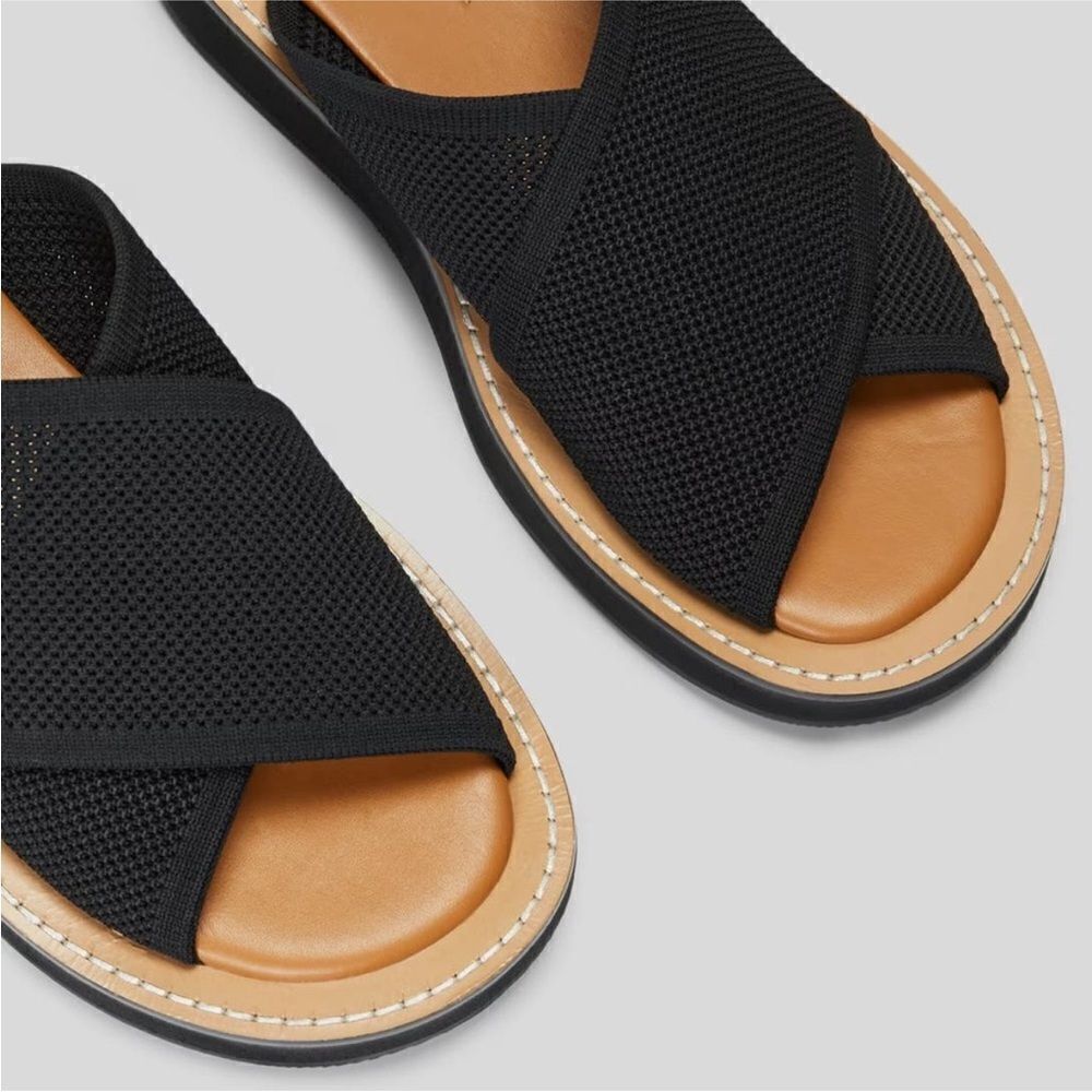 Everlane Black and Tan Sandals - Picture 5 of 8